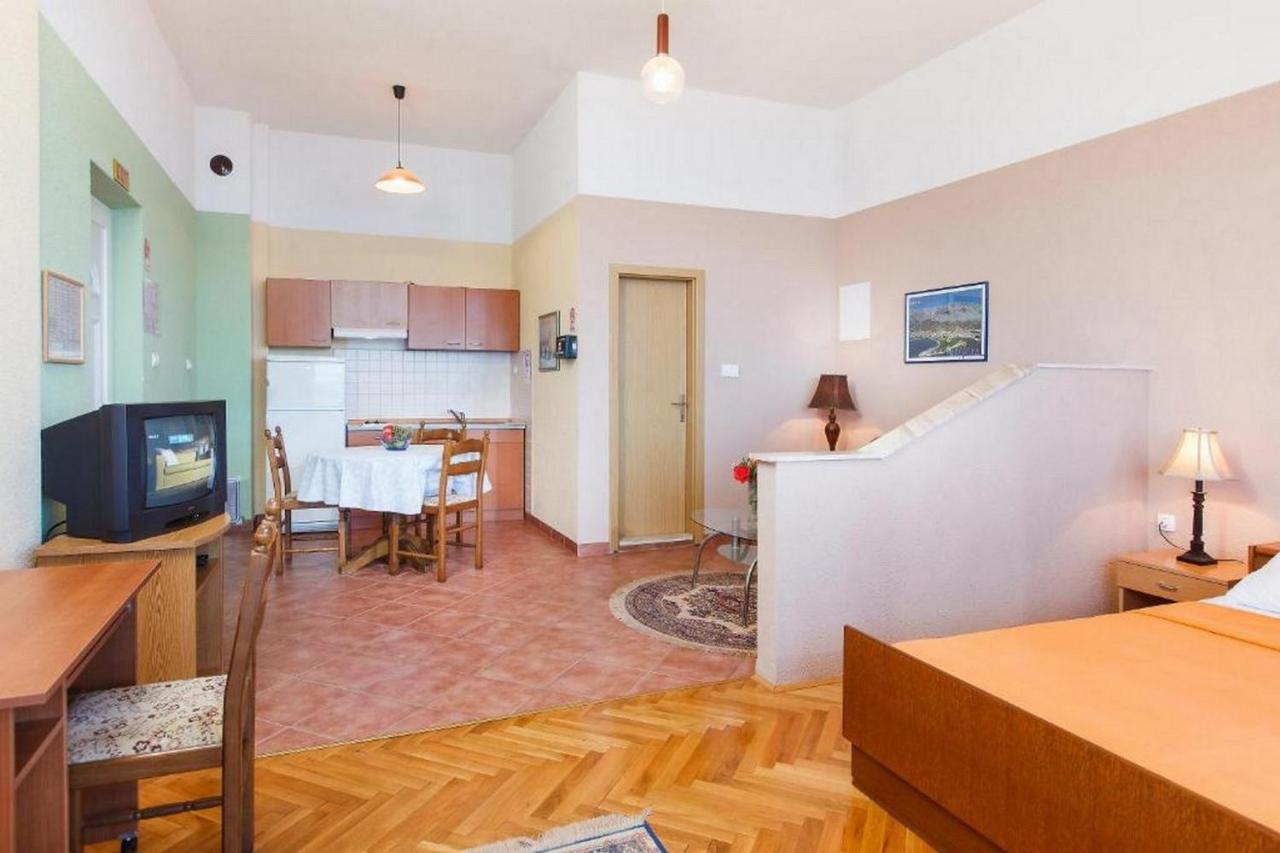 Summerheaven Apartments ポドゥゴラ エクステリア 写真